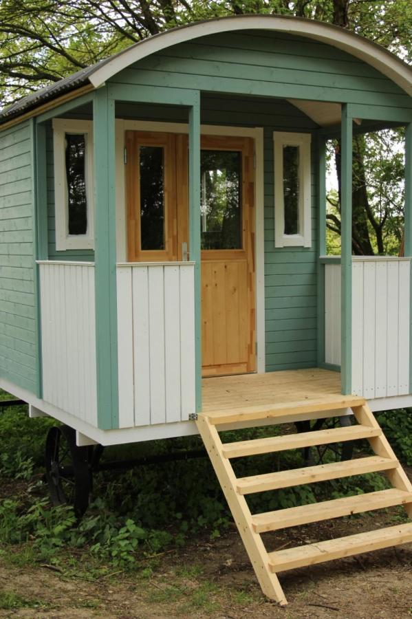 The Kestrel Shepherd Hut, Whitehouse Farm Stowmarket Ngoại thất bức ảnh