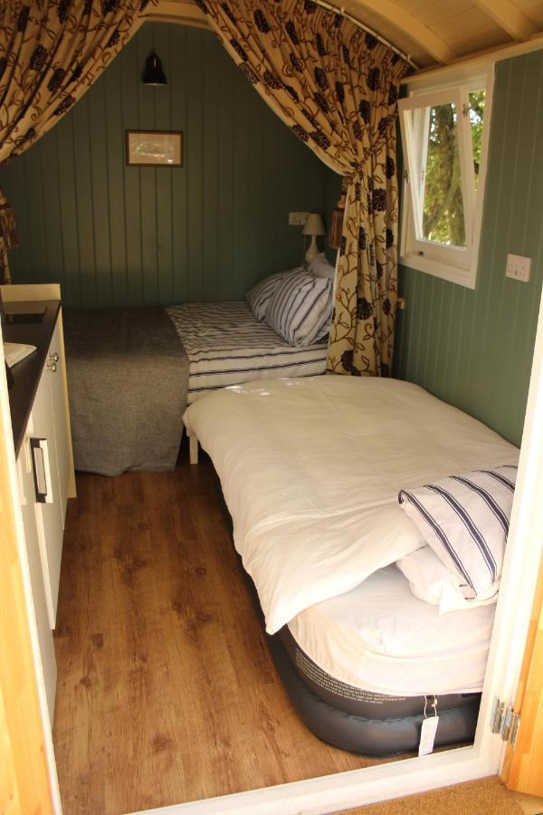 The Kestrel Shepherd Hut, Whitehouse Farm Stowmarket Ngoại thất bức ảnh
